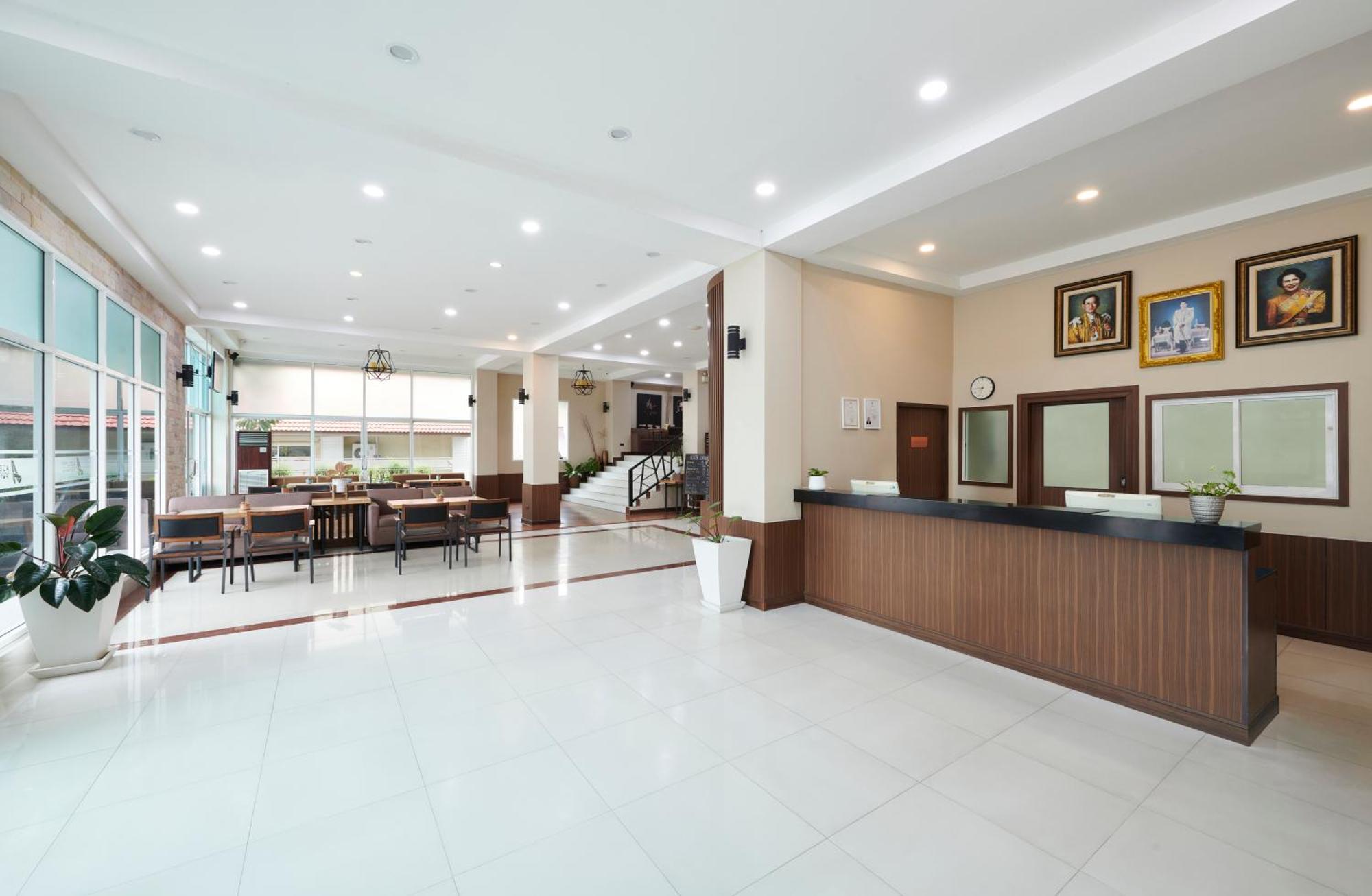 Hotel Adelphi Pattaya Exteriér fotografie
