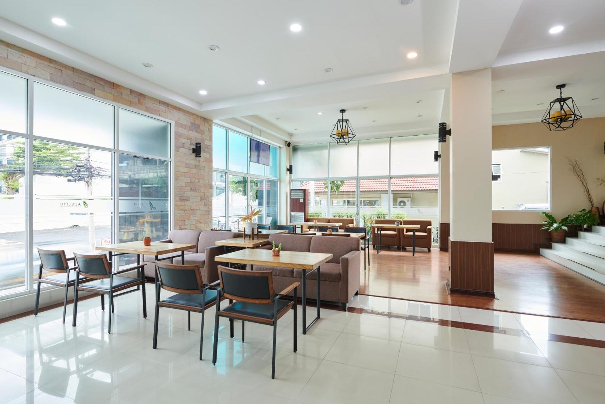 Hotel Adelphi Pattaya Exteriér fotografie